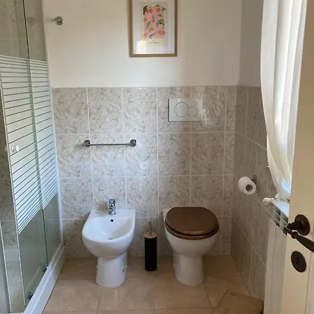 Casa Ulivi Lenti 3*